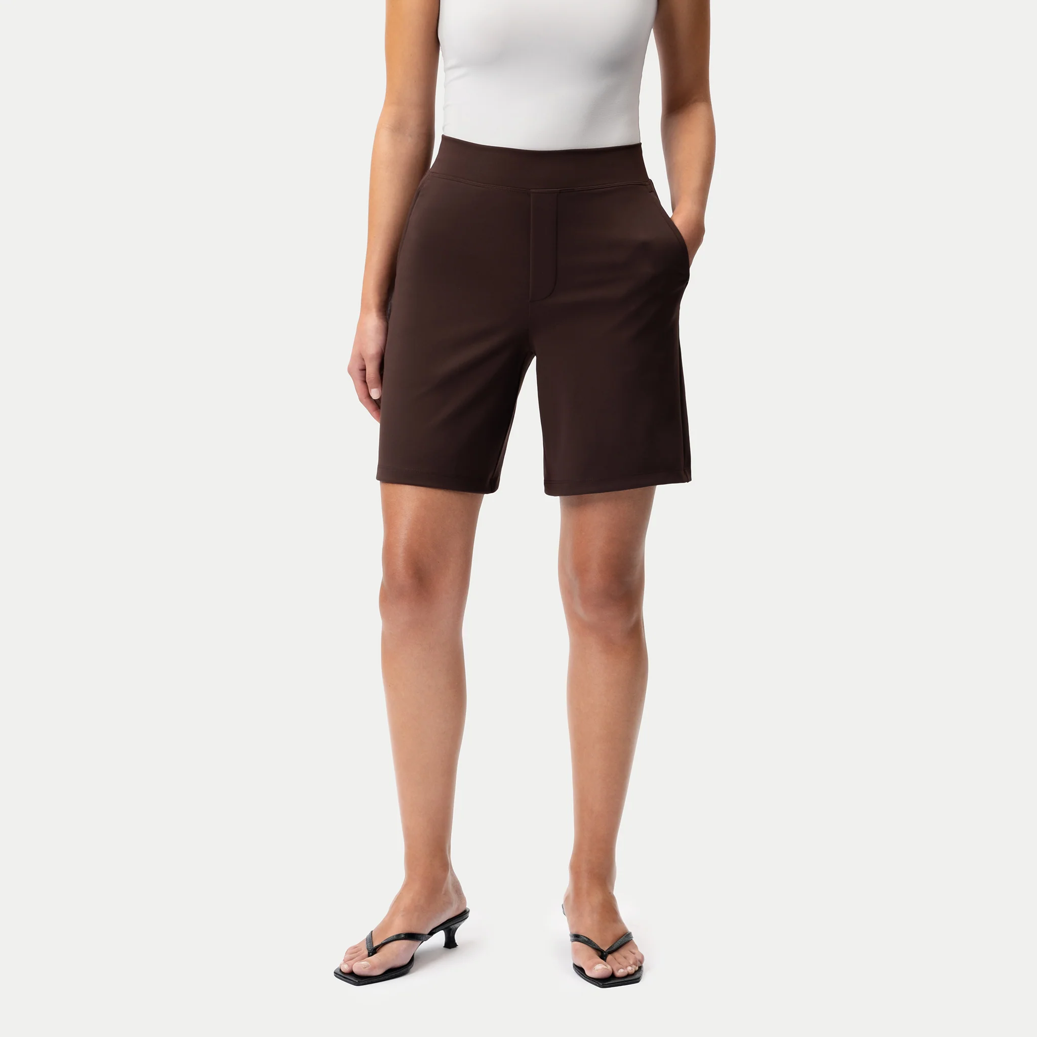 Asana Shorts