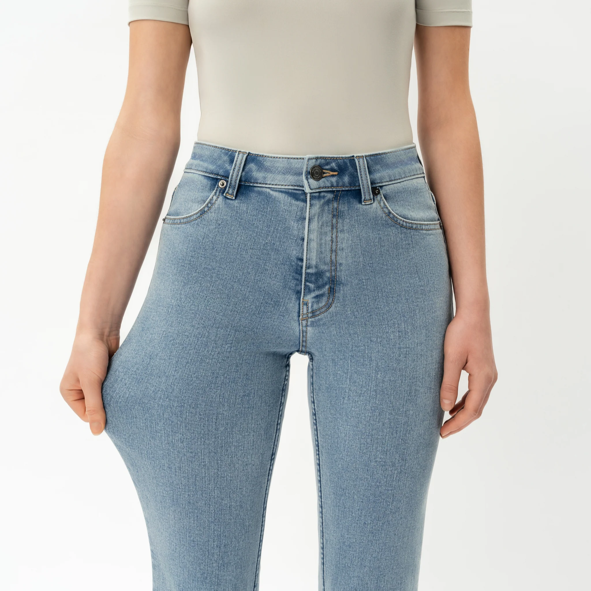 Bootcut ComfortDenim™ Jeans - Image 4