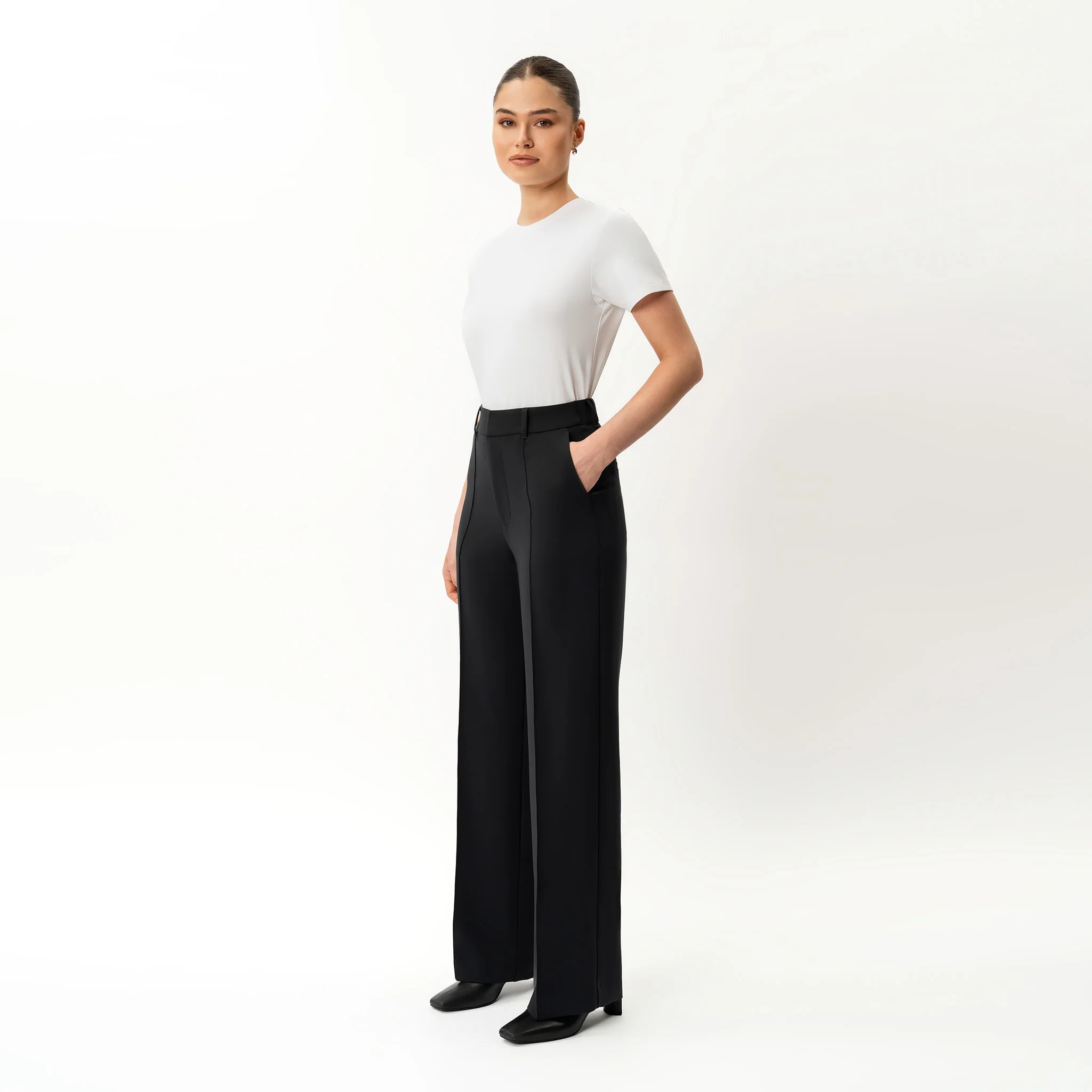 Crepe Relaxed Trouser - Image 7