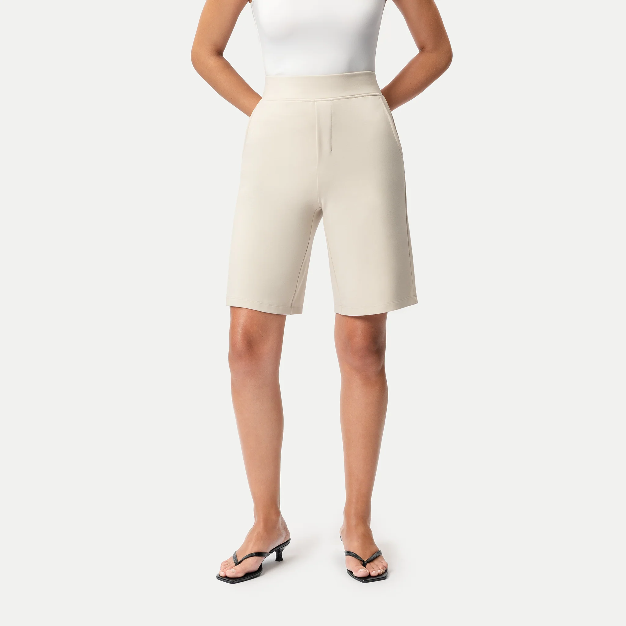 Light Ponte Shorts - Image 24