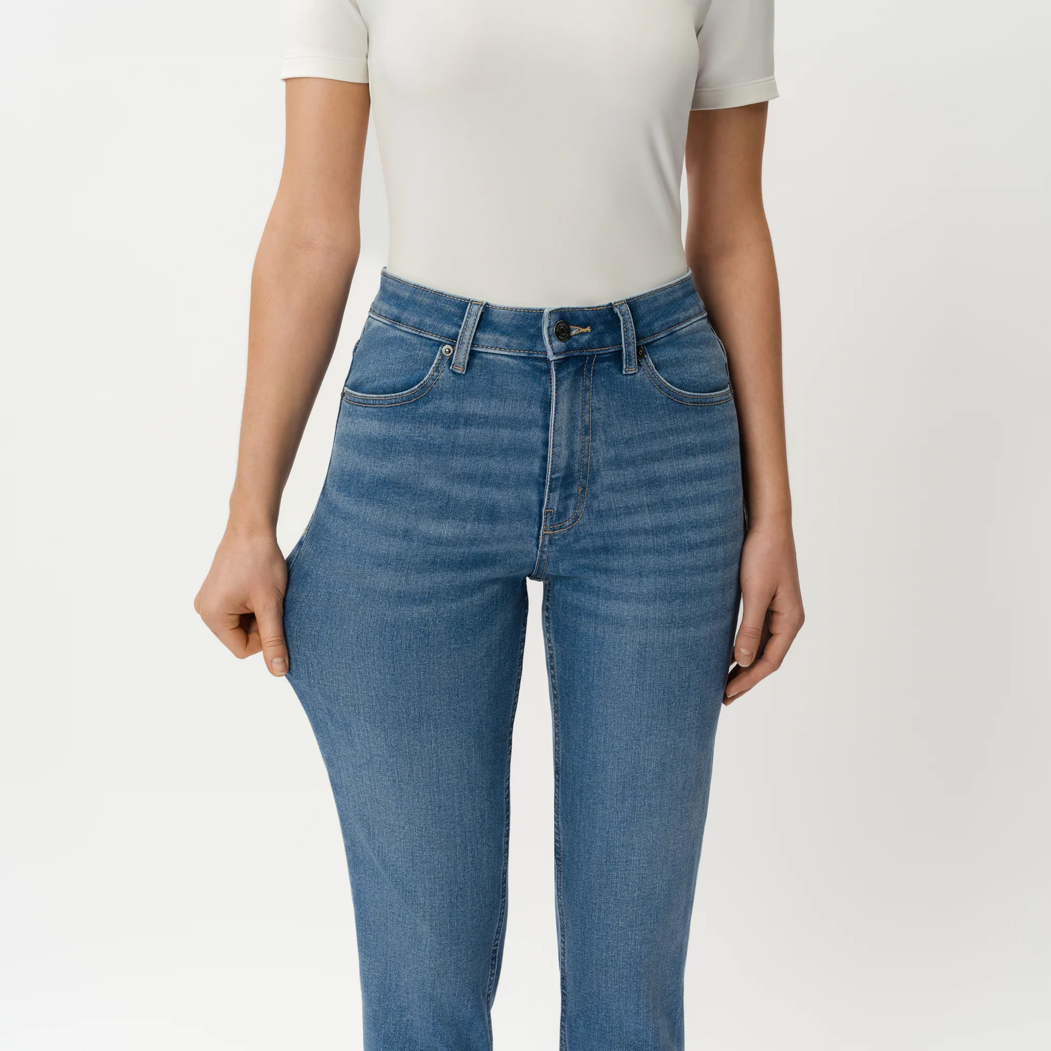 Slim ComfortDenim™ Jeans - Image 3